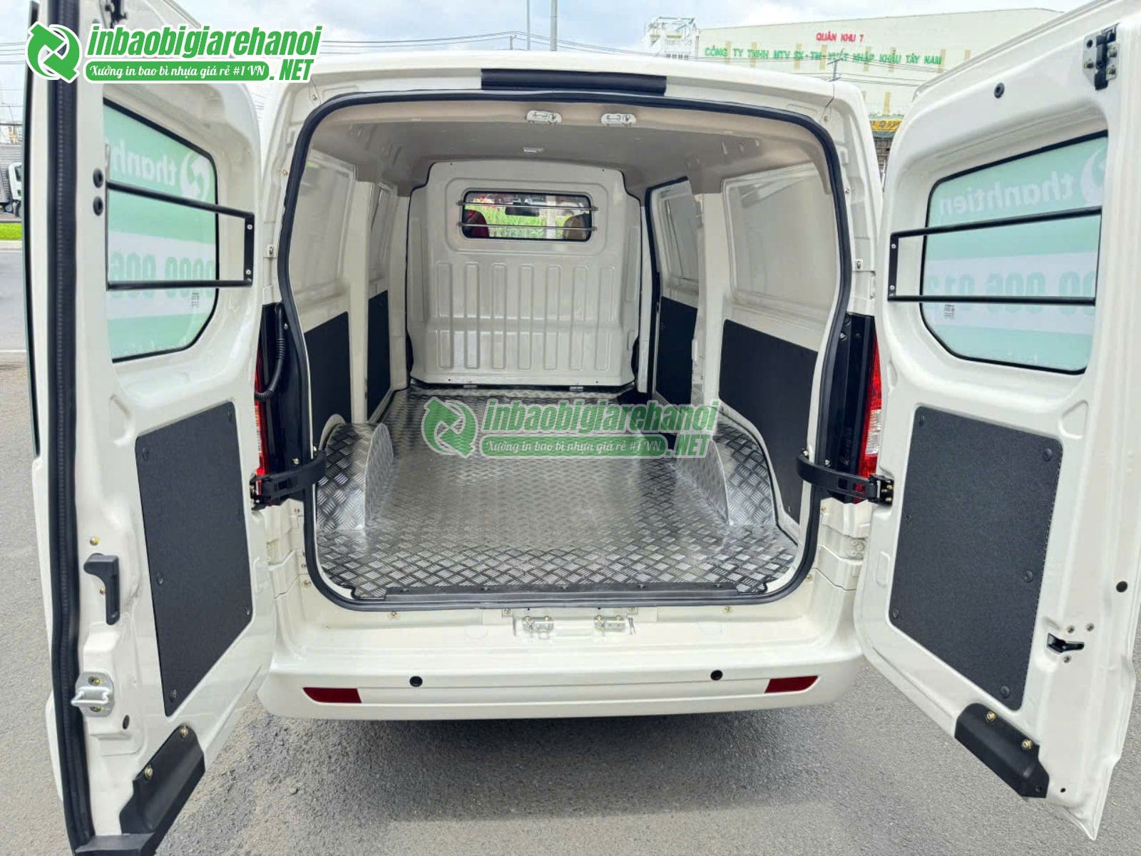 xe-van-chuyen-tai-thanh-tien-2