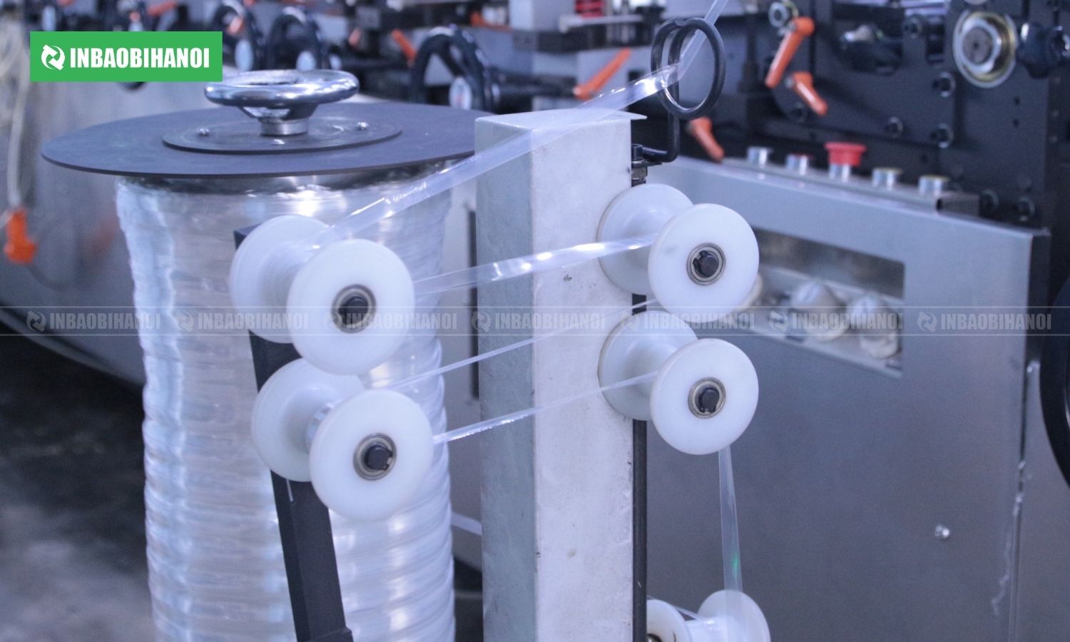 xuong-san-xuat-tui-zipper-chi-do-1